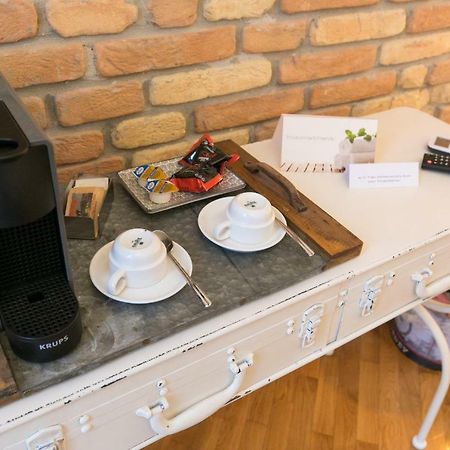 Trevi Contemporary Suite Рим Екстериор снимка