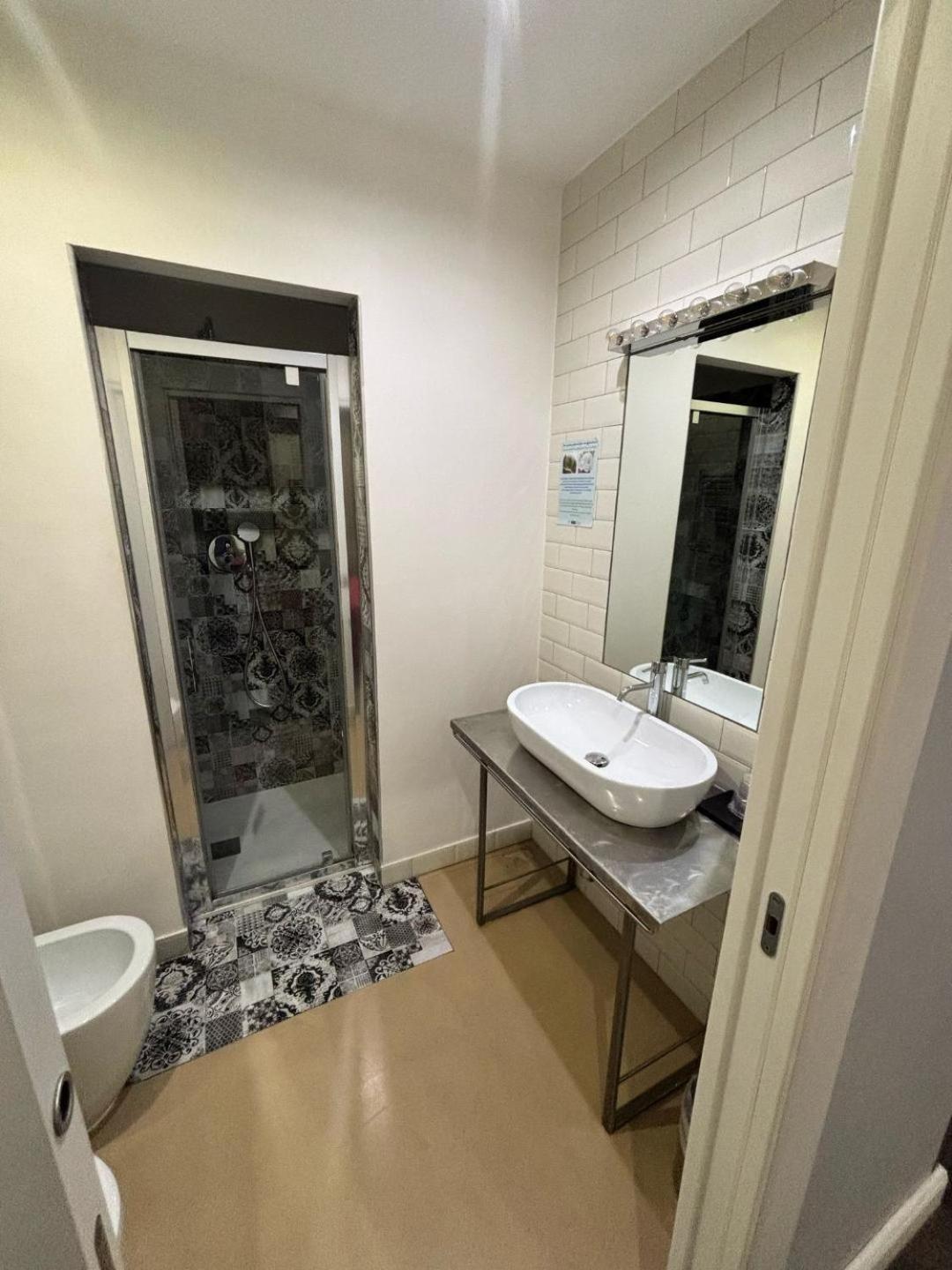 Trevi Contemporary Suite Рим Екстериор снимка