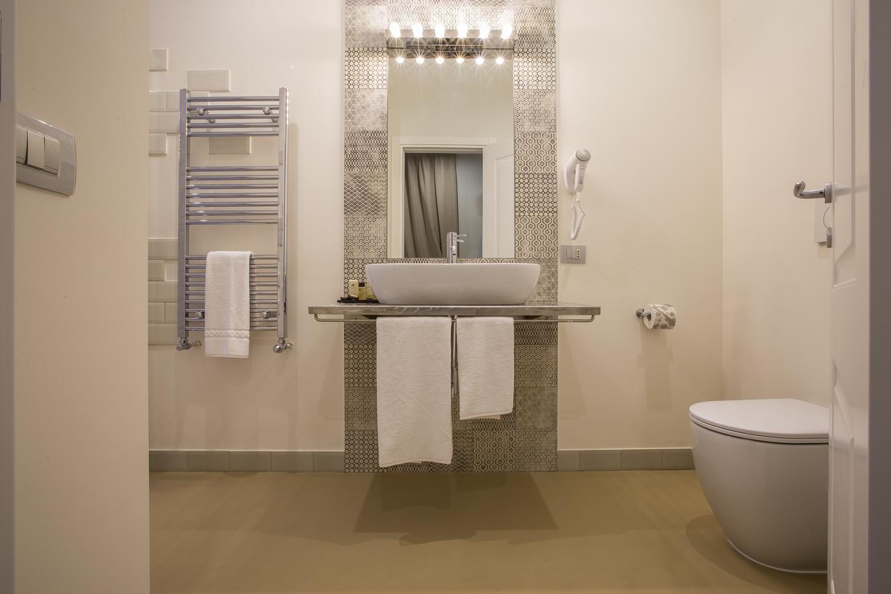Trevi Contemporary Suite Рим Екстериор снимка