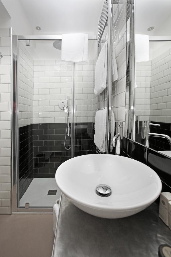 Trevi Contemporary Suite Рим Екстериор снимка