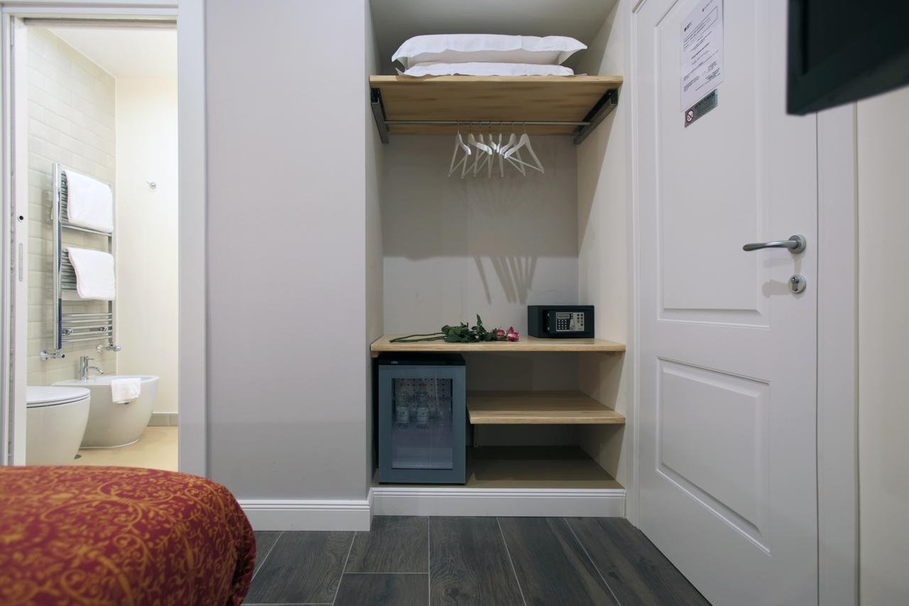 Trevi Contemporary Suite Рим Екстериор снимка