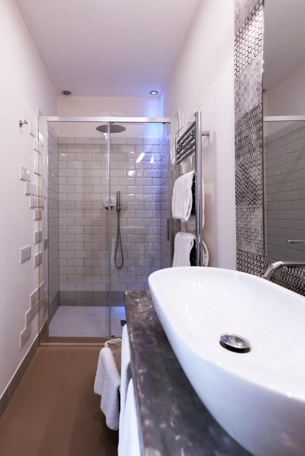 Trevi Contemporary Suite Рим Екстериор снимка