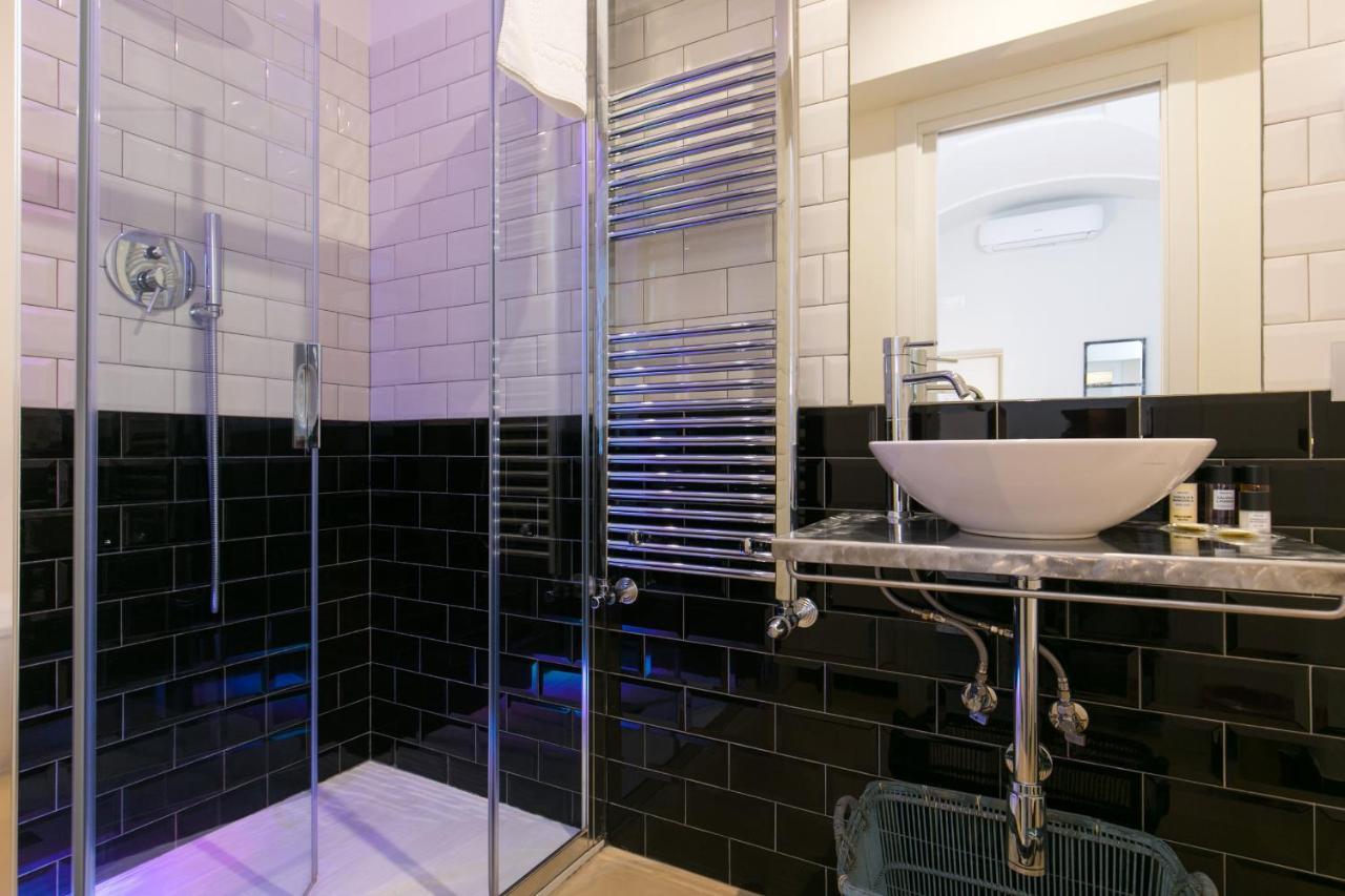 Trevi Contemporary Suite Рим Екстериор снимка
