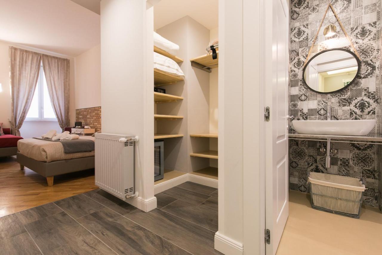 Trevi Contemporary Suite Рим Екстериор снимка